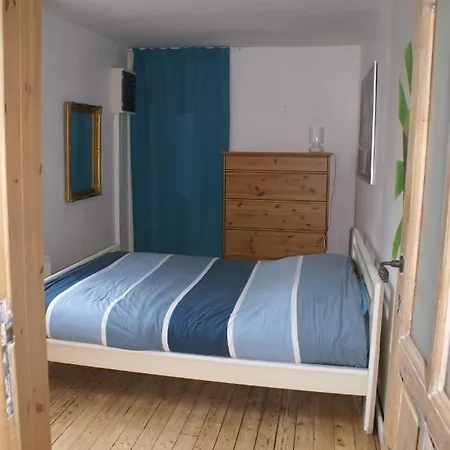 Zen Apartment *