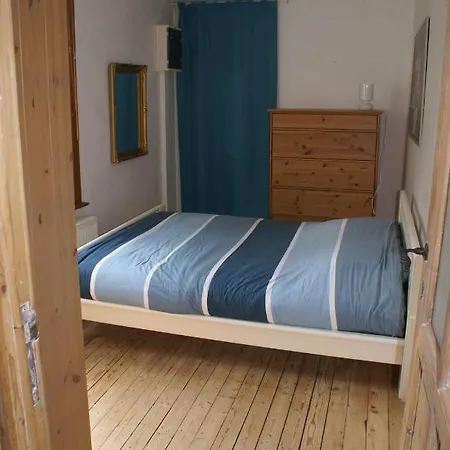 Zen Apartment